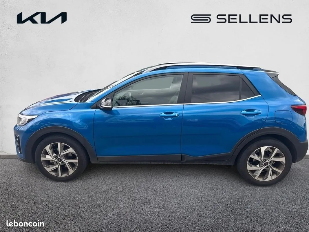 Kia Stonic 2023 photo 3
