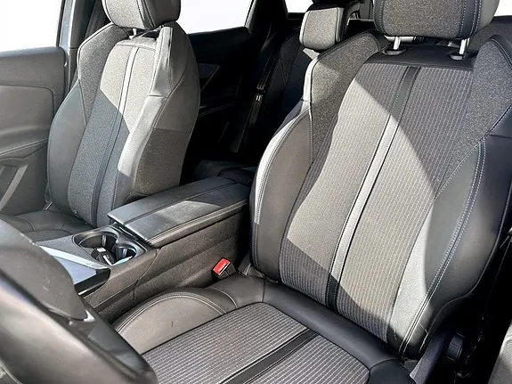 Peugeot 3008 2021 photo 5