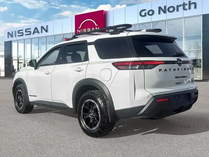 Nissan Pathfinder 2025 photo 4