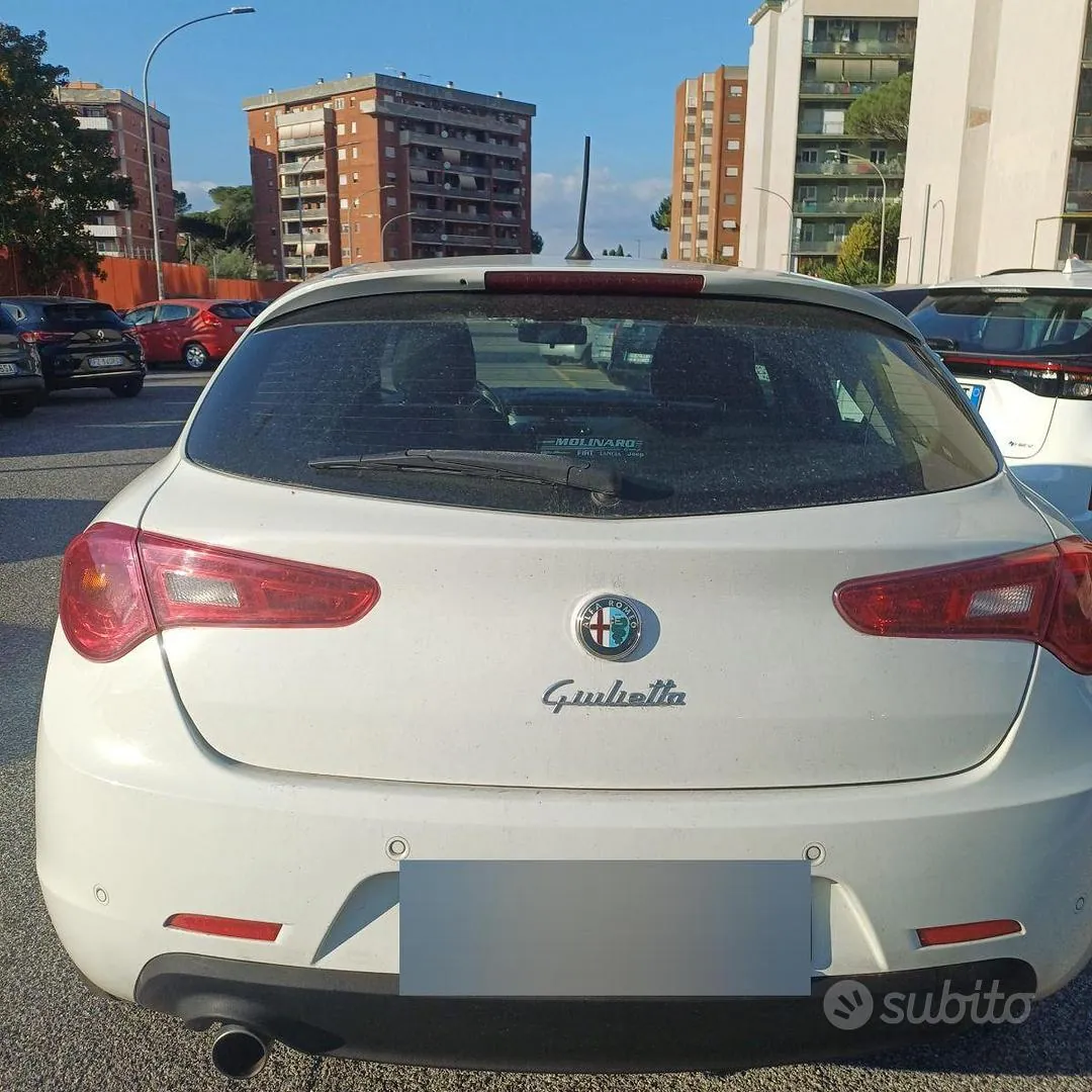 Alfa Romeo Giulietta 2014 photo 5