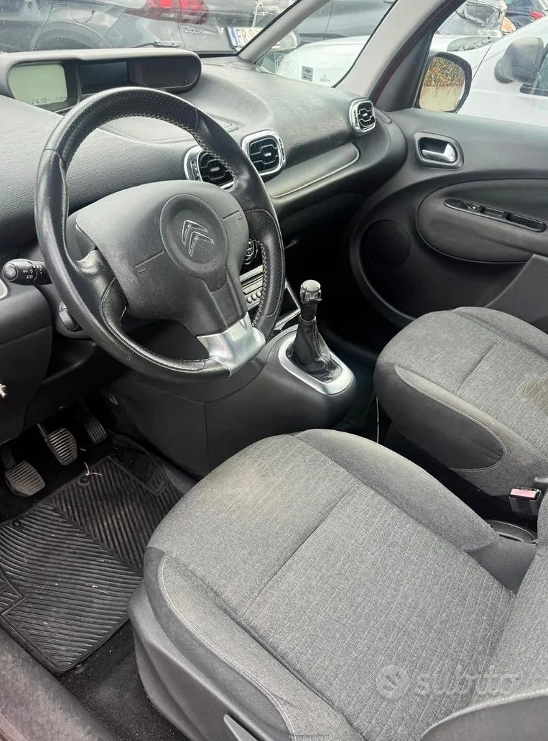 Citroen C3 Picasso 2017 photo 2