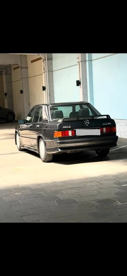 Mercedes-Benz 190