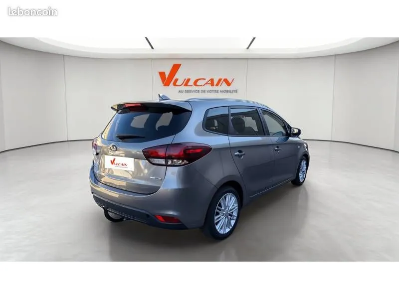 Kia Carens 2017 photo 5