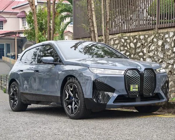 BMW Ix