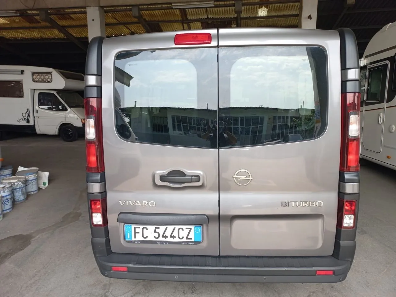 Opel Vivaro 2015 photo 4