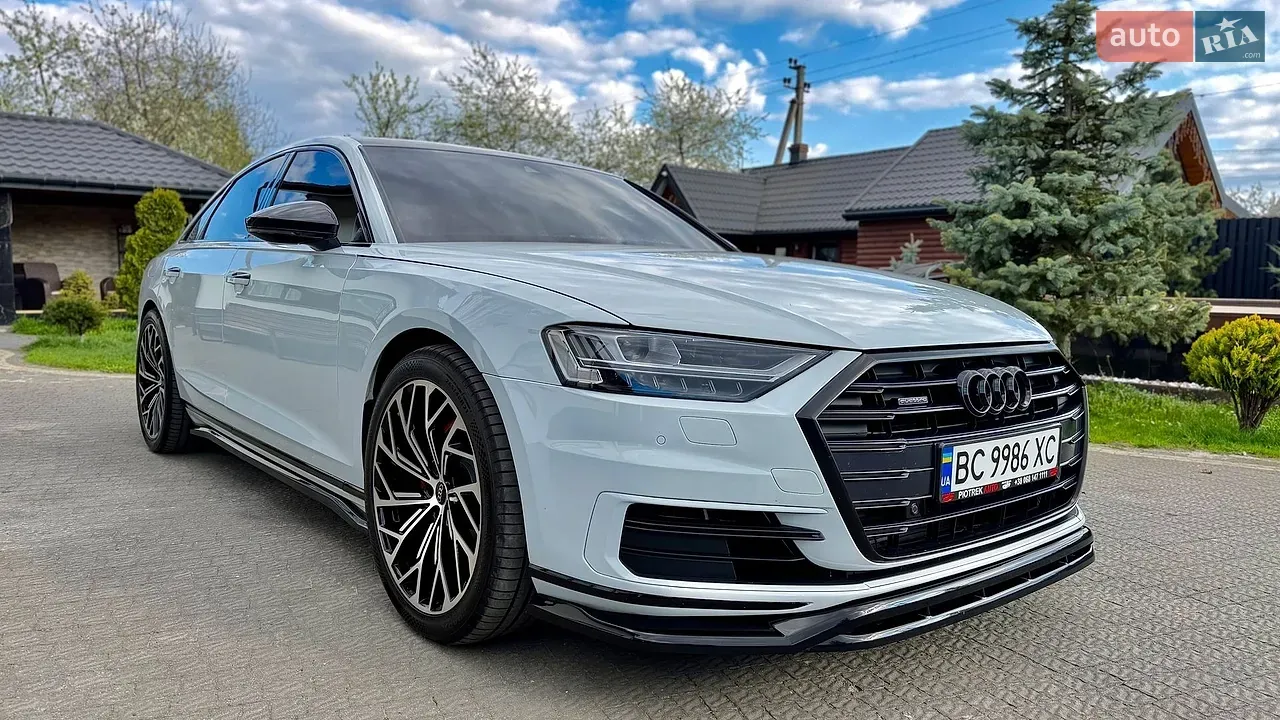 Audi A8 2018 photo 5