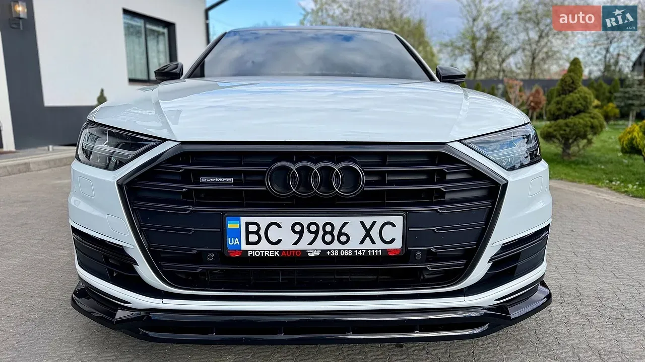 Audi A8 2018 photo 2