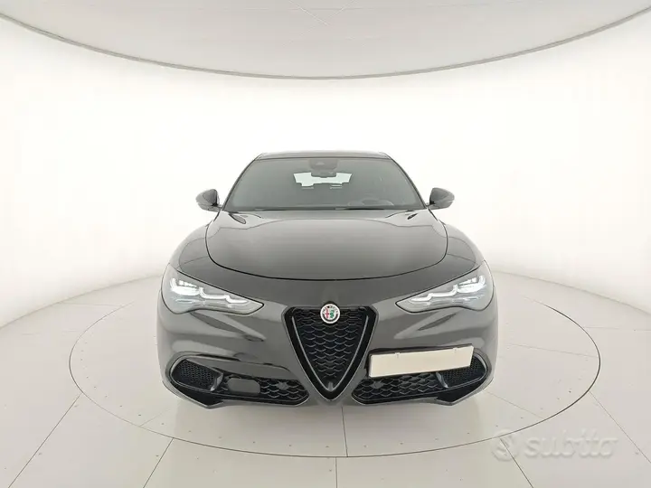 Alfa Romeo Stelvio 2024 photo 3