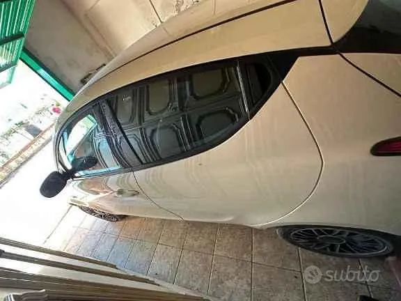 Lancia Ypsilon 2014 photo 5