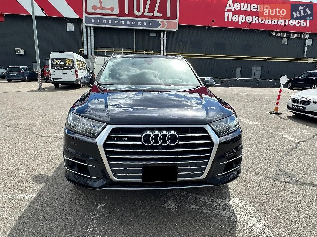 Audi Q7 2017 photo 2
