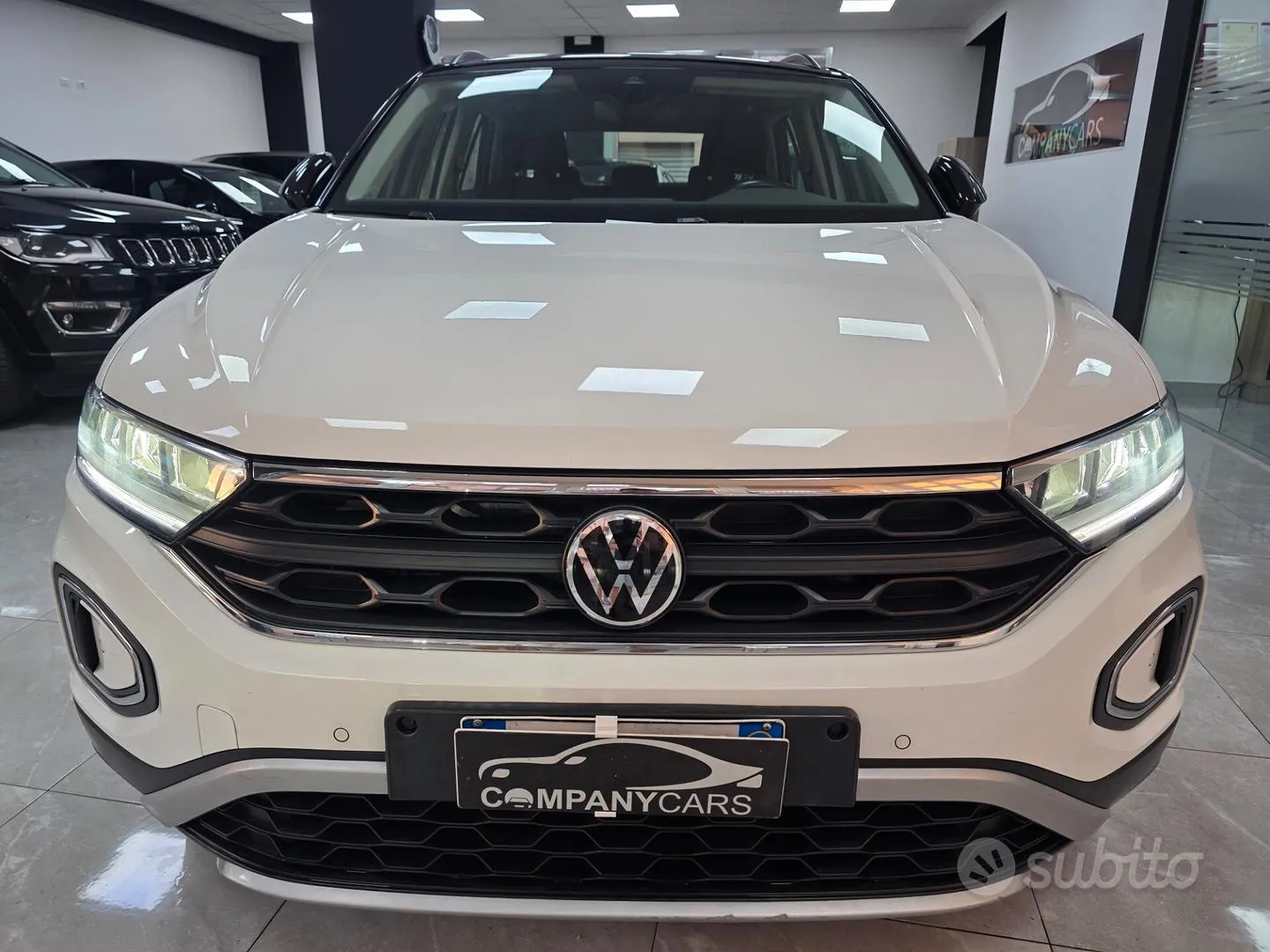 Volkswagen T-Roc 2022 photo 2