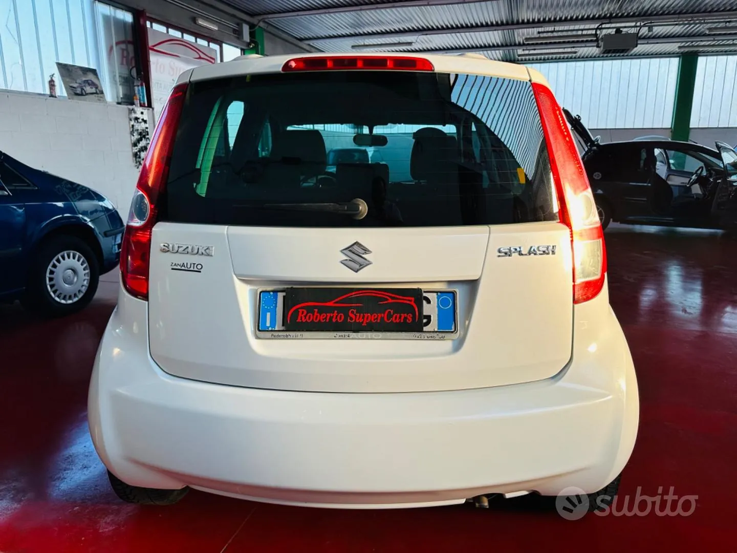 Suzuki Splash 2010 photo 5