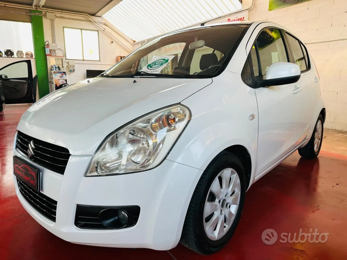 Suzuki Splash 2010 photo 3