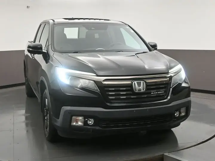 Honda Ridgeline 2017 photo 2