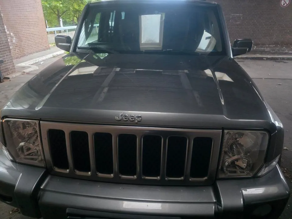 Jeep Commander