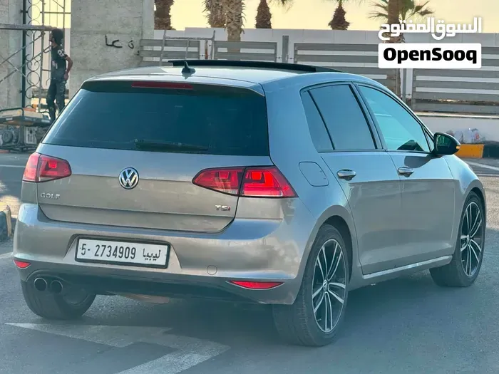 Volkswagen Golf 8 2015 photo 3