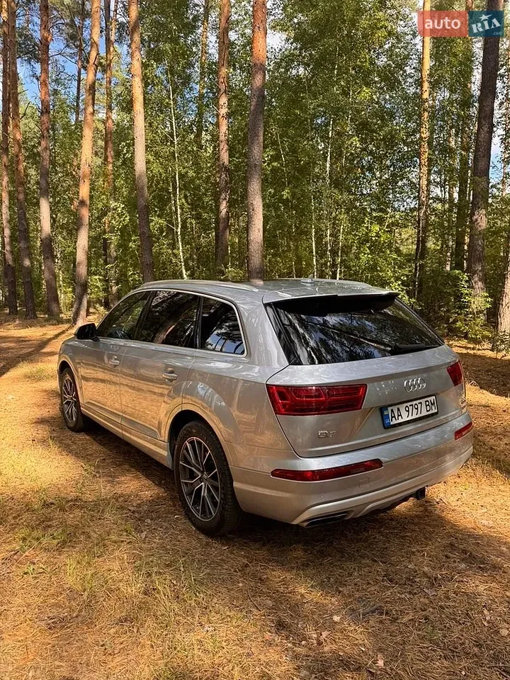 Audi Q7 2016 photo 5