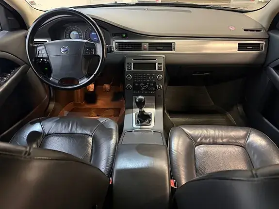 Volvo V70 2009 photo 3