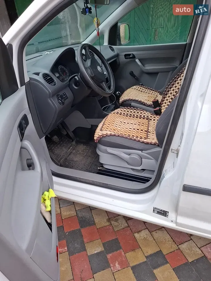 Volkswagen Caddy 2010 photo 5