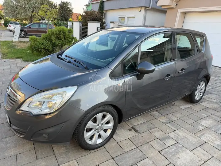 Opel Meriva 2012 photo 2