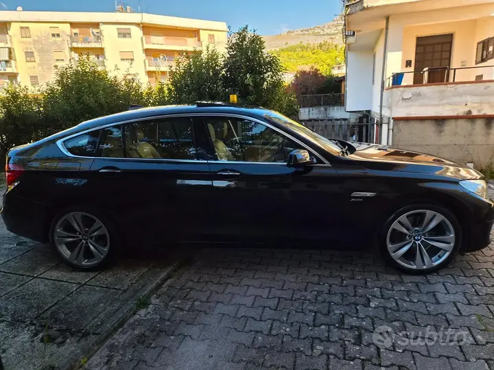 BMW 530D 2011 photo 3