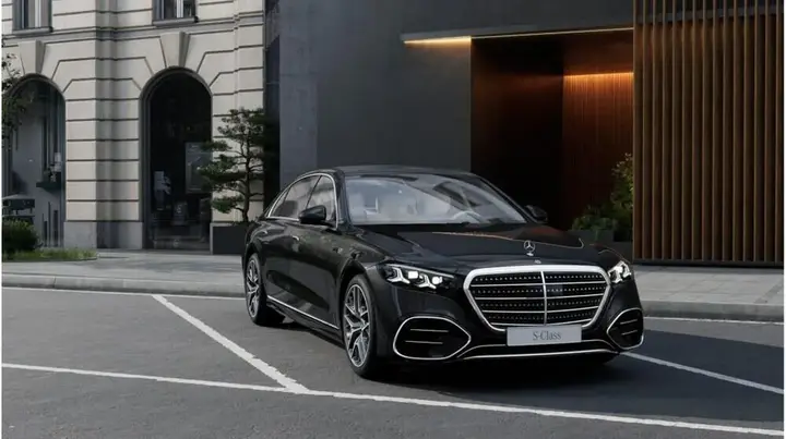 Mercedes-Benz S-Class photo 2
