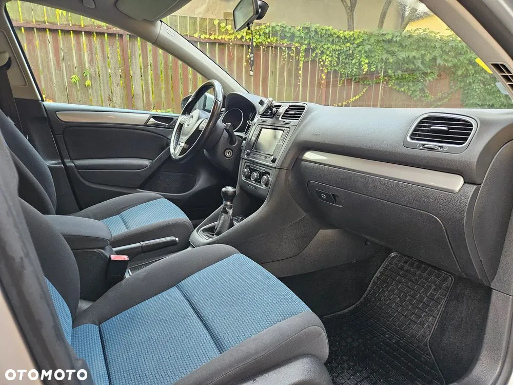 Volkswagen Golf 2009 photo 4