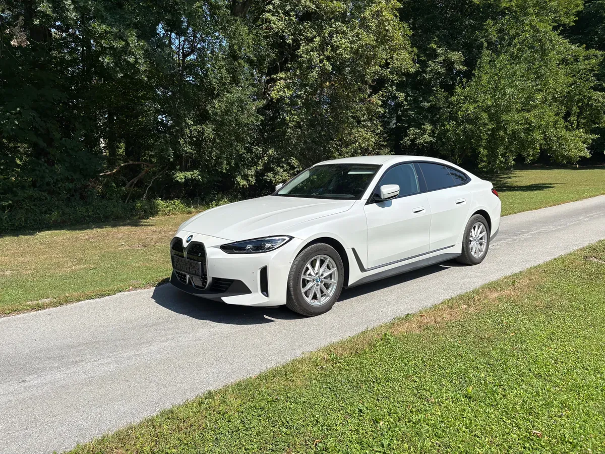 BMW I4