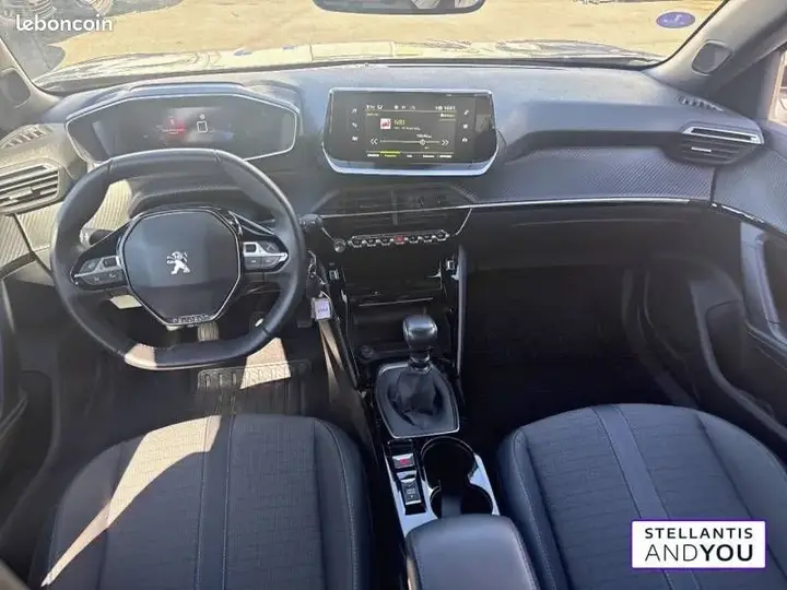 Peugeot 2008 2022 photo 2