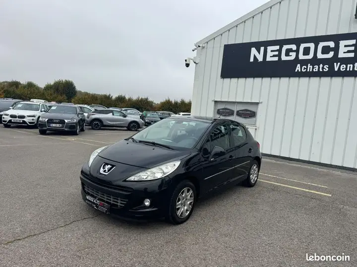 Peugeot 207 2009 photo 3