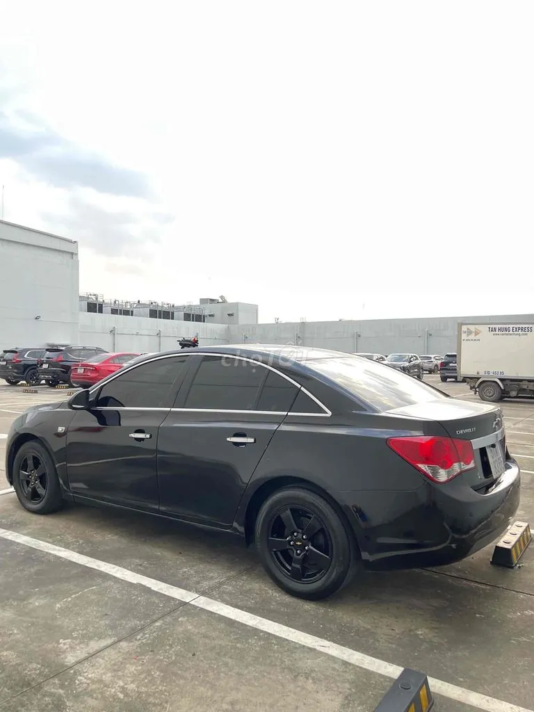 Chevrolet Cruze 2011 photo 2