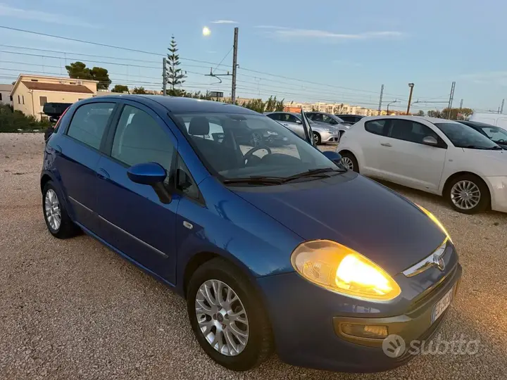 Fiat Punto Evo 2012 photo 3