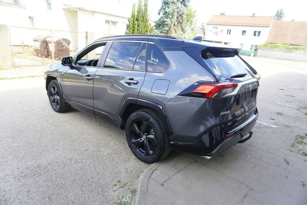 Toyota Rav4 2021 photo 3