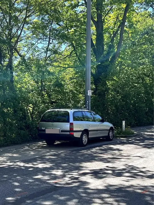 Opel Omega 1998 photo 2