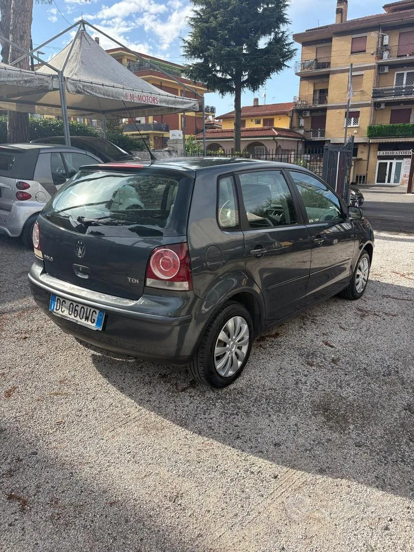 Volkswagen Polo 2006 photo 5