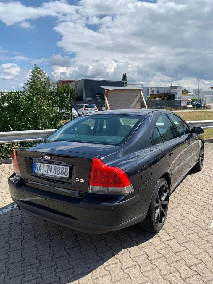 Volvo S60
