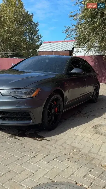 Audi A6 2014 photo 2