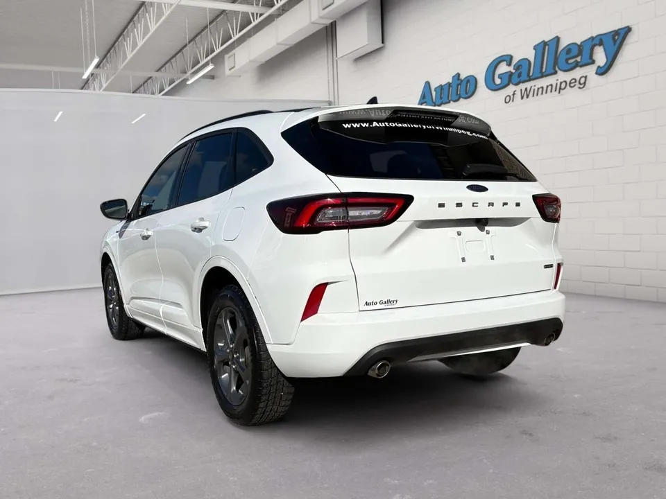 Ford Escape 2023 photo 3