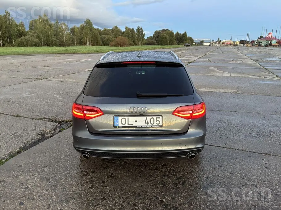 Audi A4 2013 photo 4