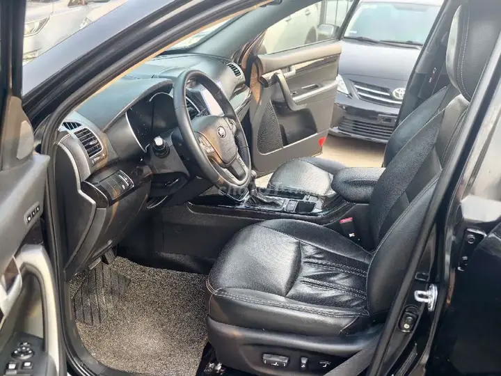 Kia Sorento 2014 photo 5
