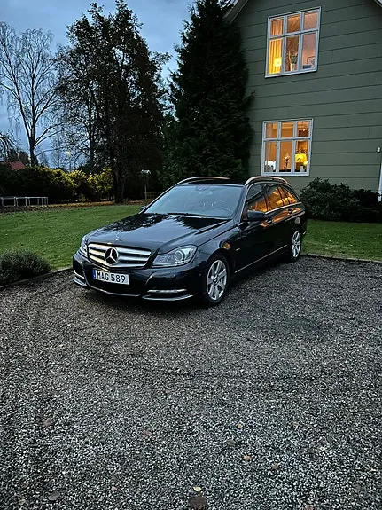 Mercedes-Benz C180 2012 photo 5
