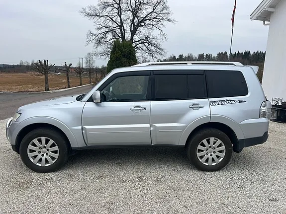 Mitsubishi Pajero 2007 photo 5