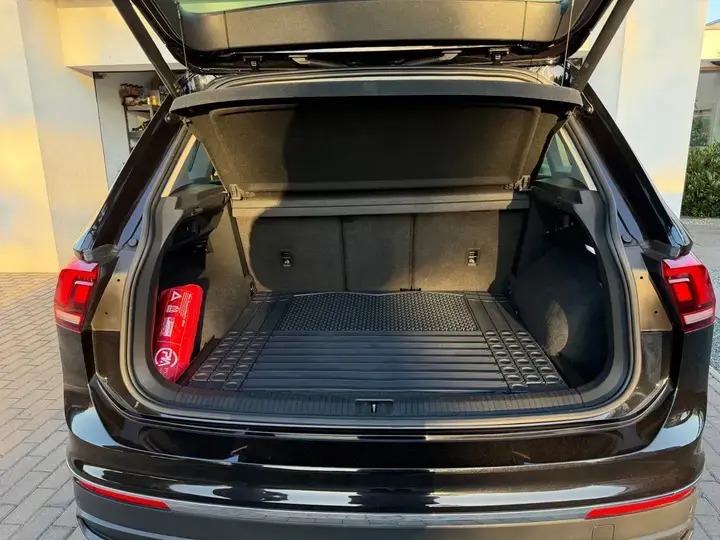 Volkswagen Tiguan 2022 photo 3