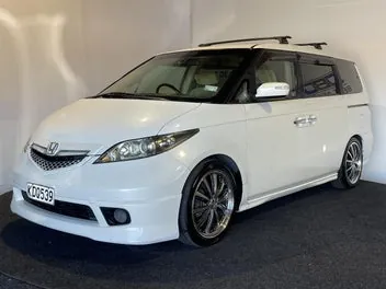 Honda Elysion 2004 photo 4