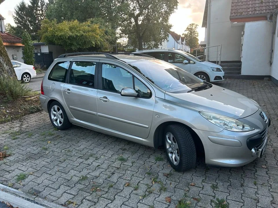 Peugeot 307