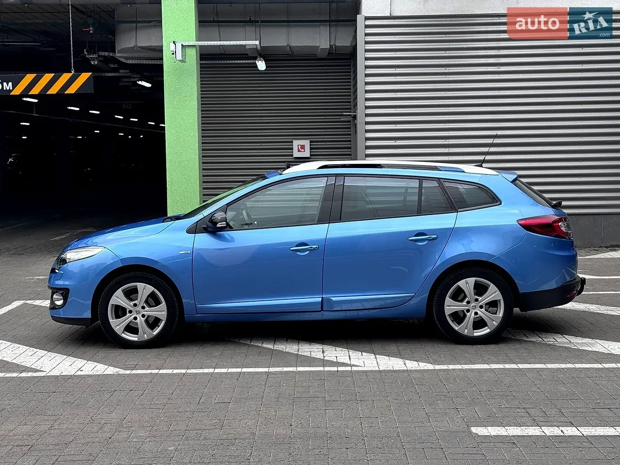 Renault Megane 2012 photo 3