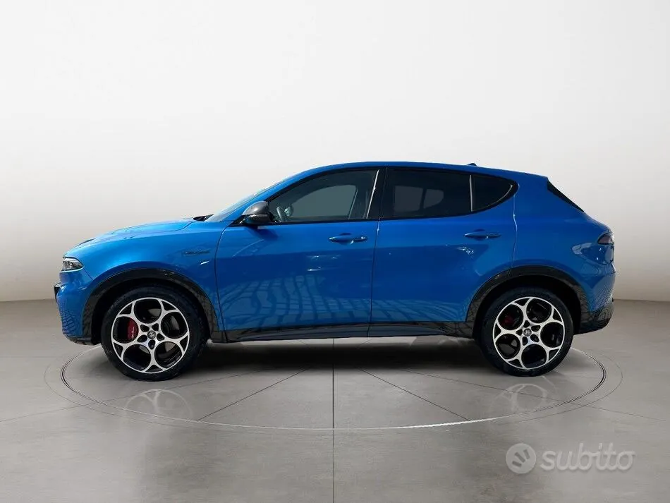Alfa Romeo Tonale 2023 photo 2