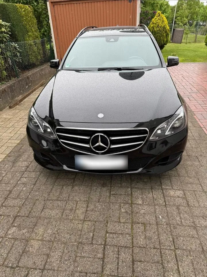 Mercedes-Benz E
