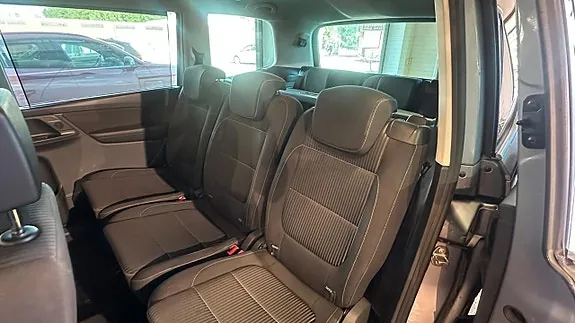 Seat Alhambra 2016 photo 5