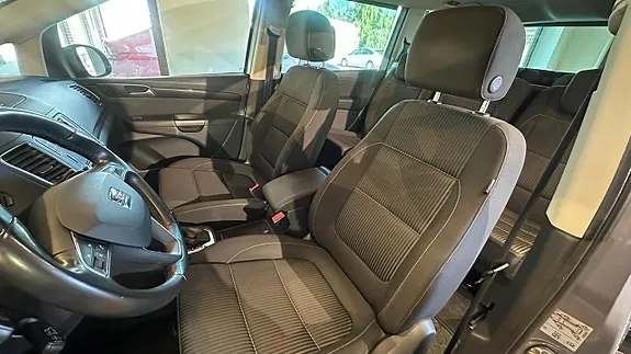 Seat Alhambra 2016 photo 4